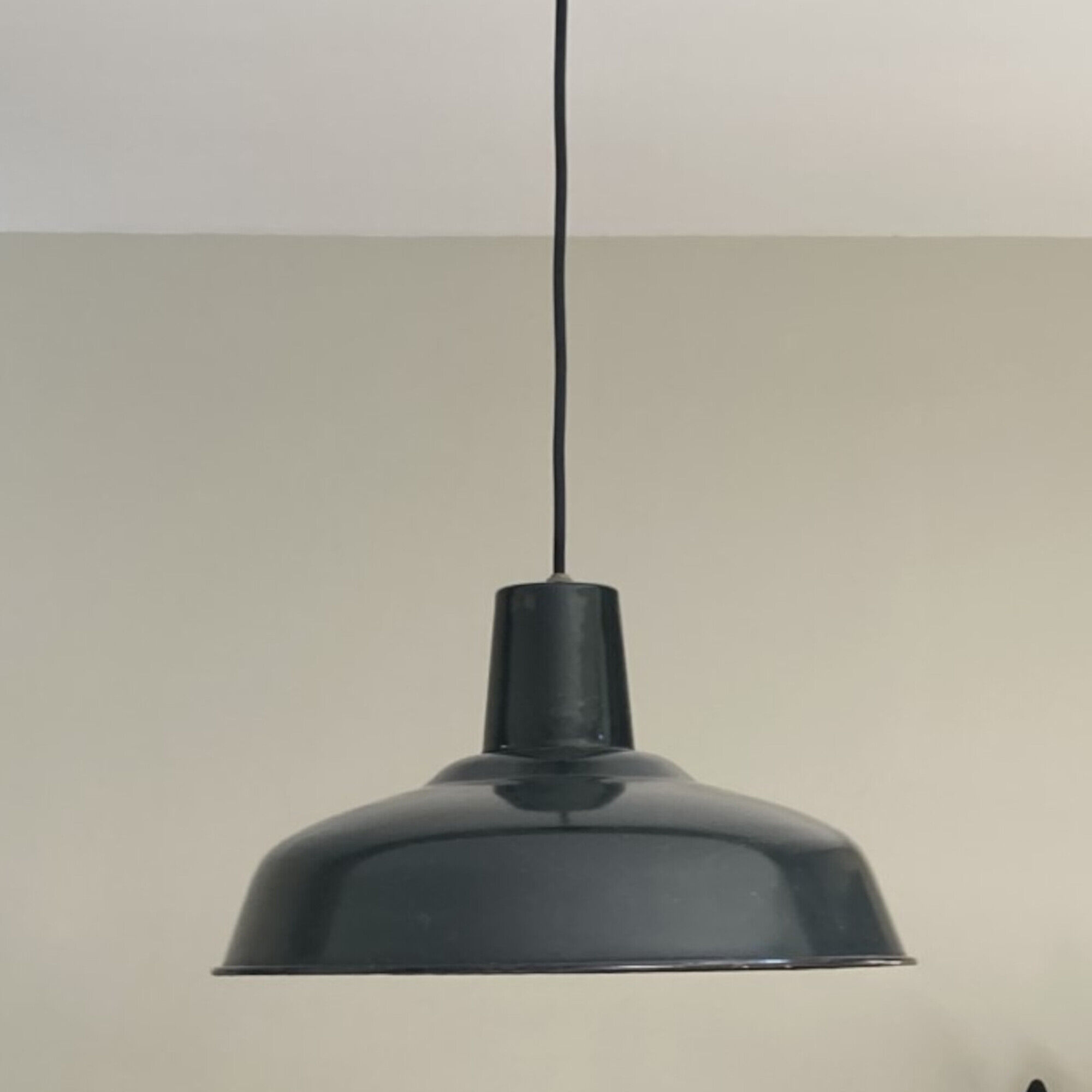 Old hanging lamp black enamelled sheet metal industrial vintage garage