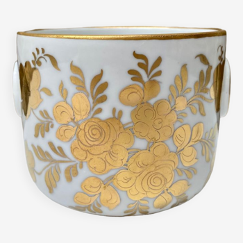 Golden flowers cup