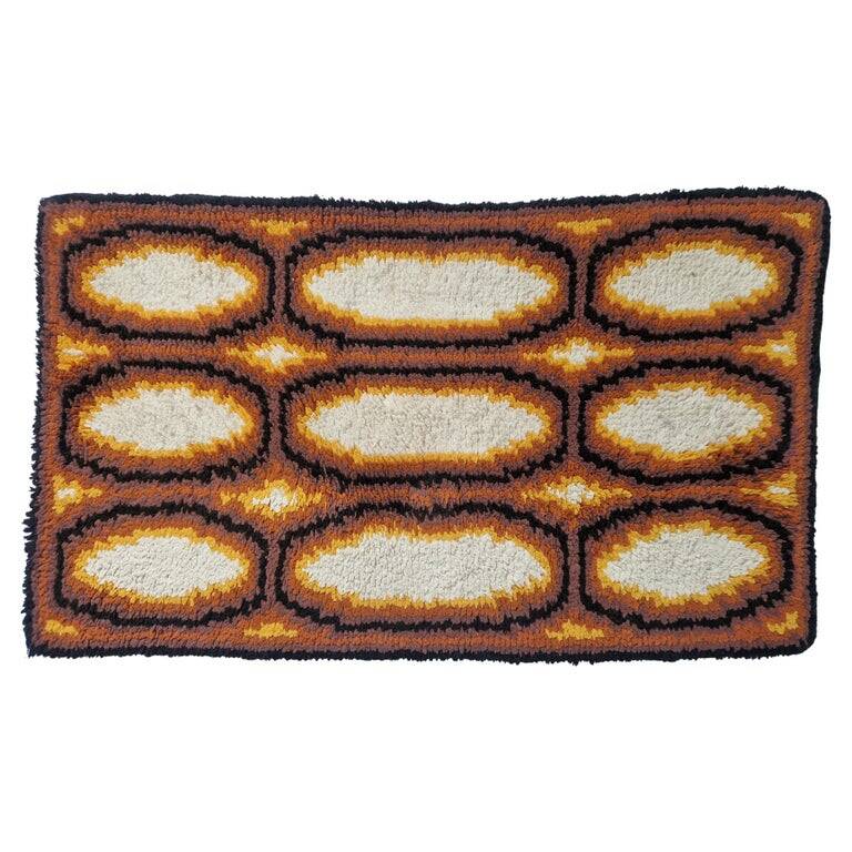 mall rug/carpet/wall tapestry from the mid-century Ege Rya, Denmark, 1970s