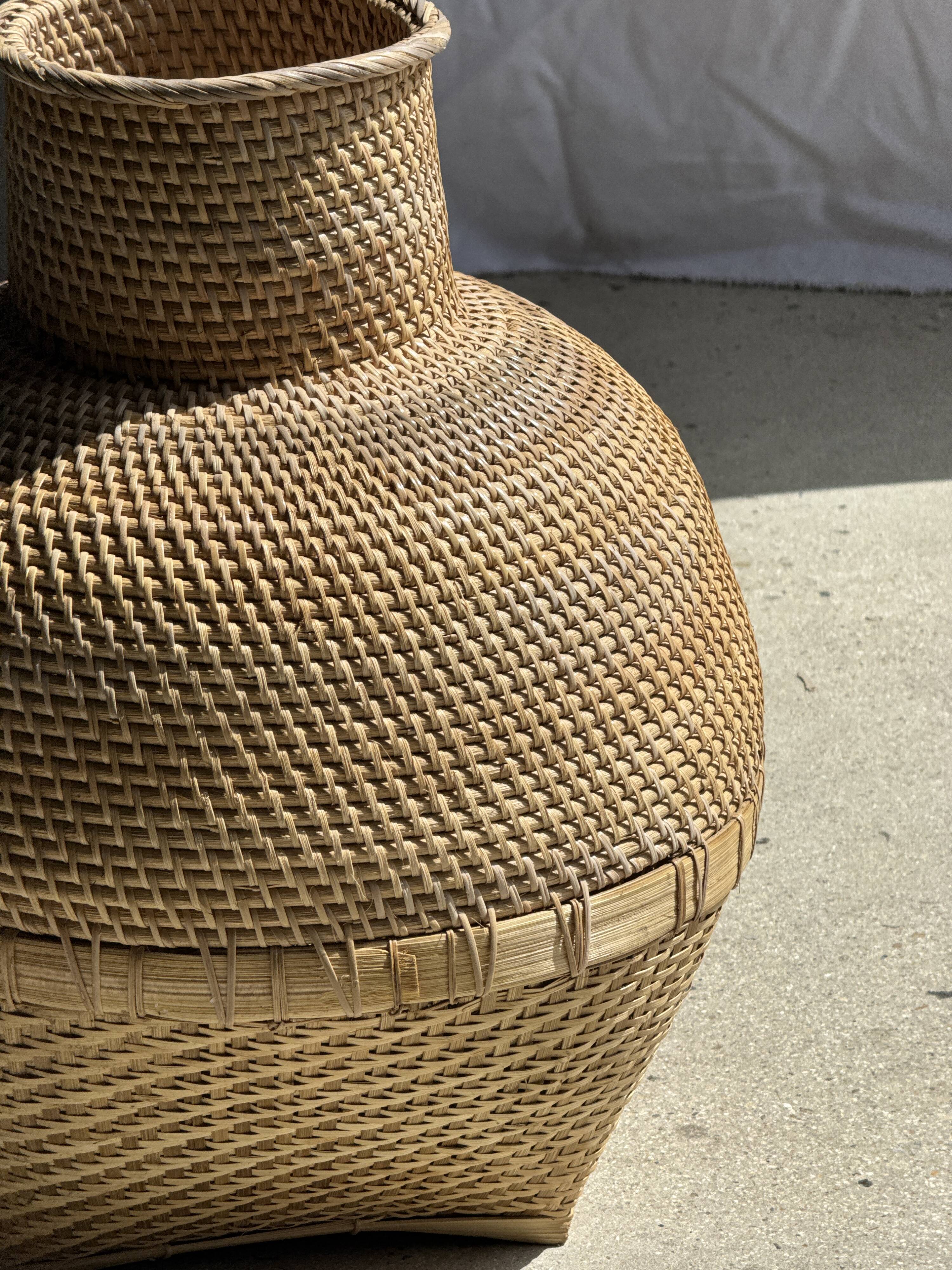 Basket jar in traditional Indonesian wickerwork H48 D40