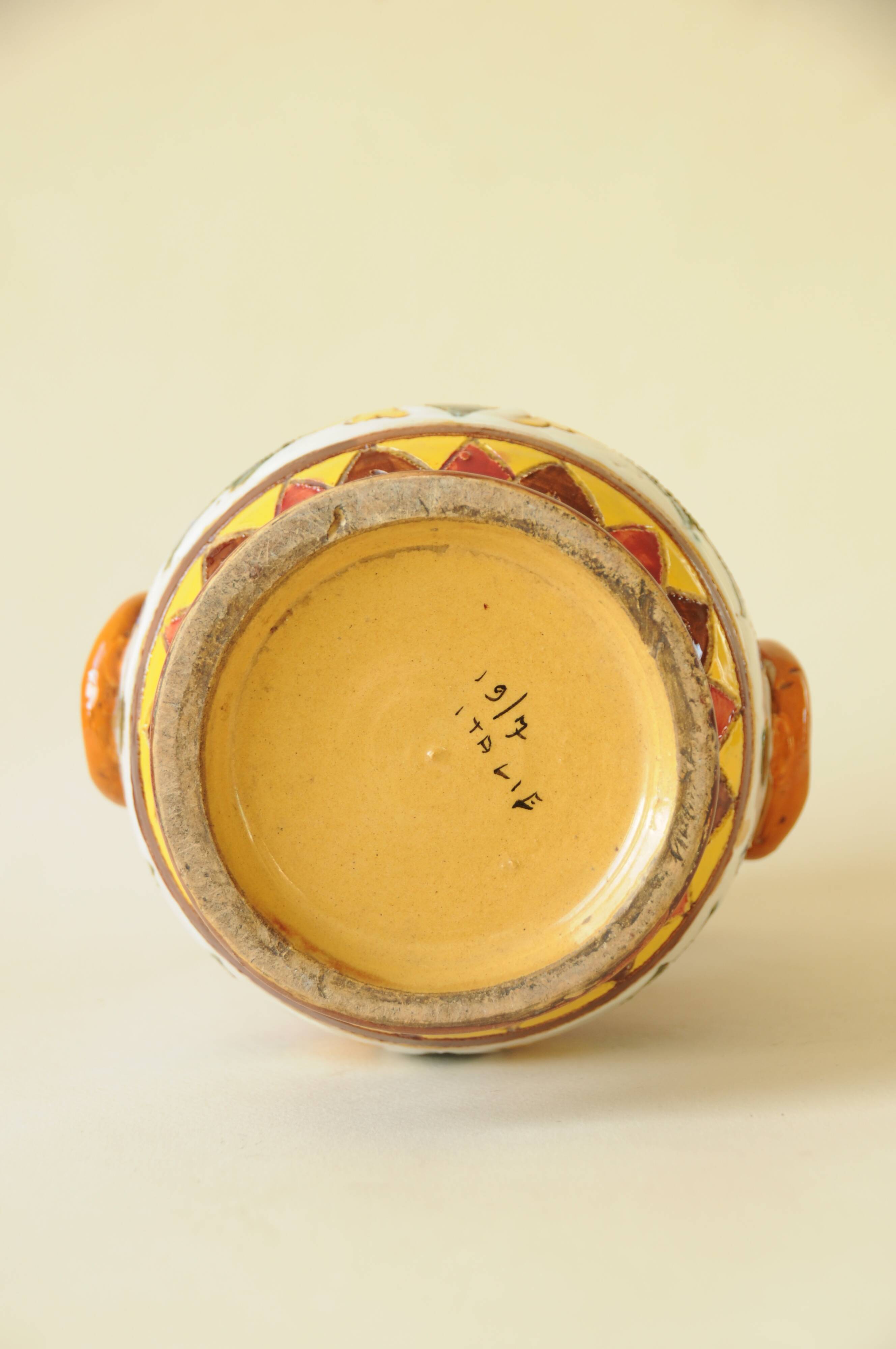 Antique polychrome ceramic vase – Italy 20th century – Handcrafted floral decoration