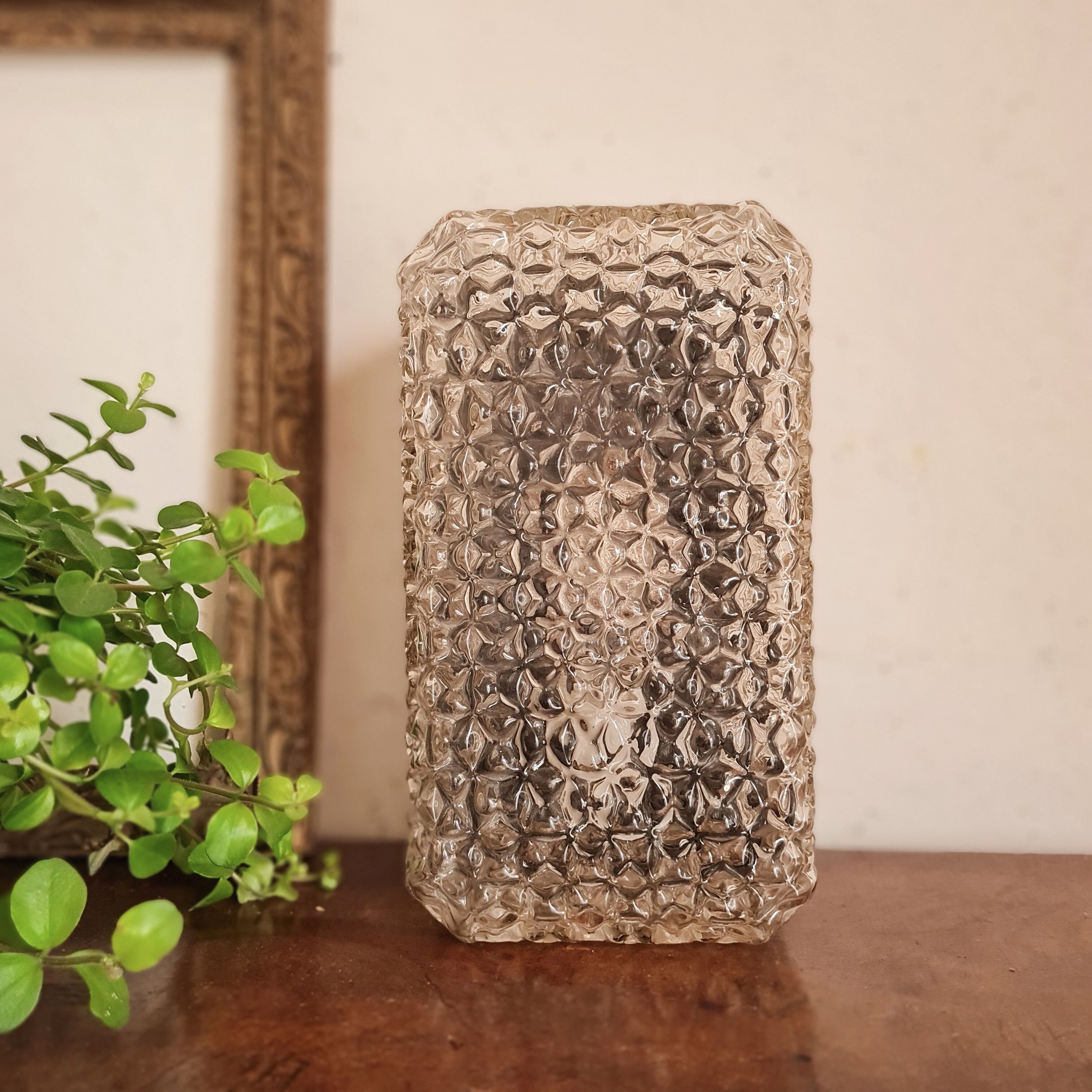 Lot de 3 appliques vintage noires et verre ciselé