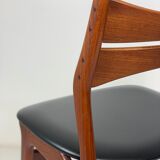 Erik Buch Chairs Set of 4 in Teak Model 130