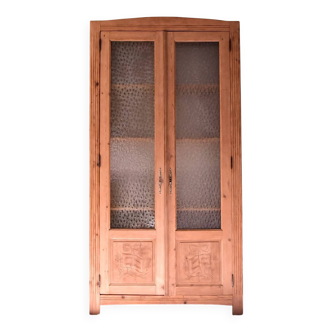 Armoire vitrée