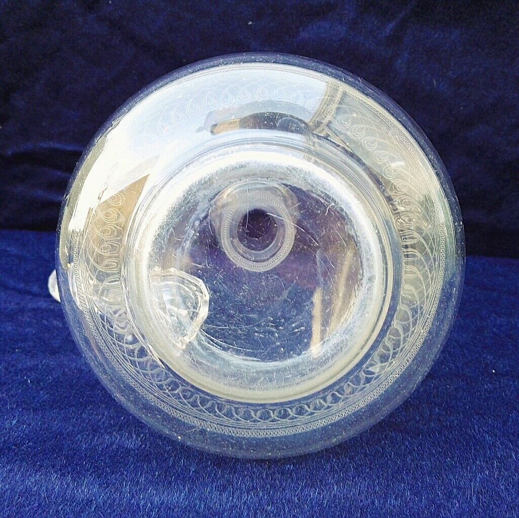Carafe en cristal frise entrelacs vintage