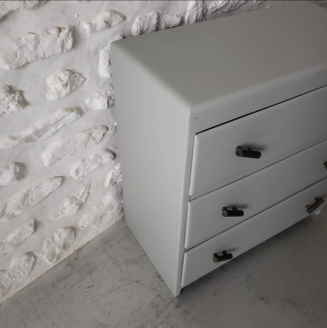 Vintage solid wood chest of drawers