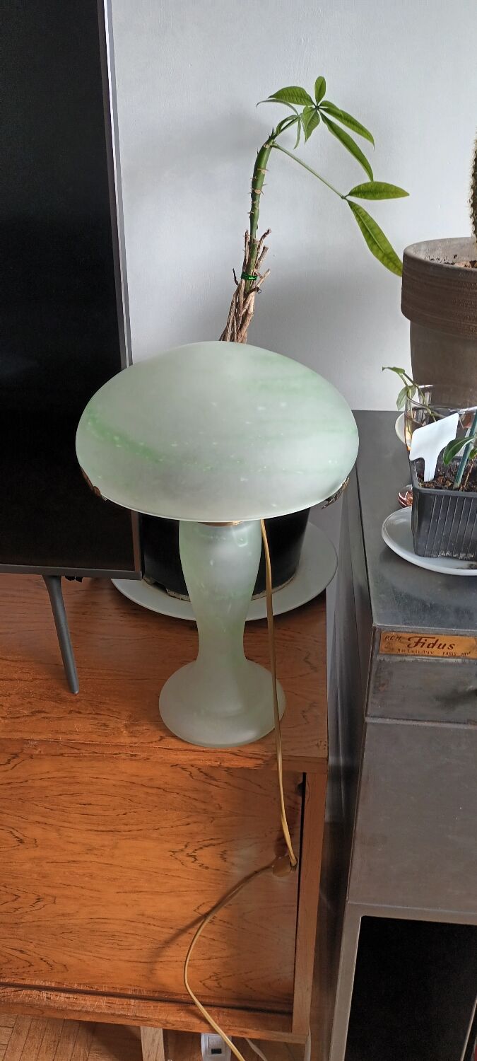 Vintage glass paste lamp