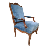 Fauteuil regence en chêne  et velour bleu