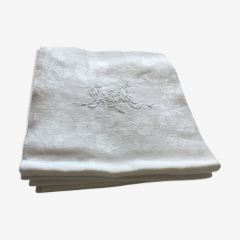 Set of towels monogramées