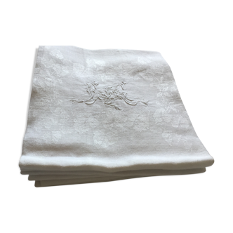 Set of towels monogramées