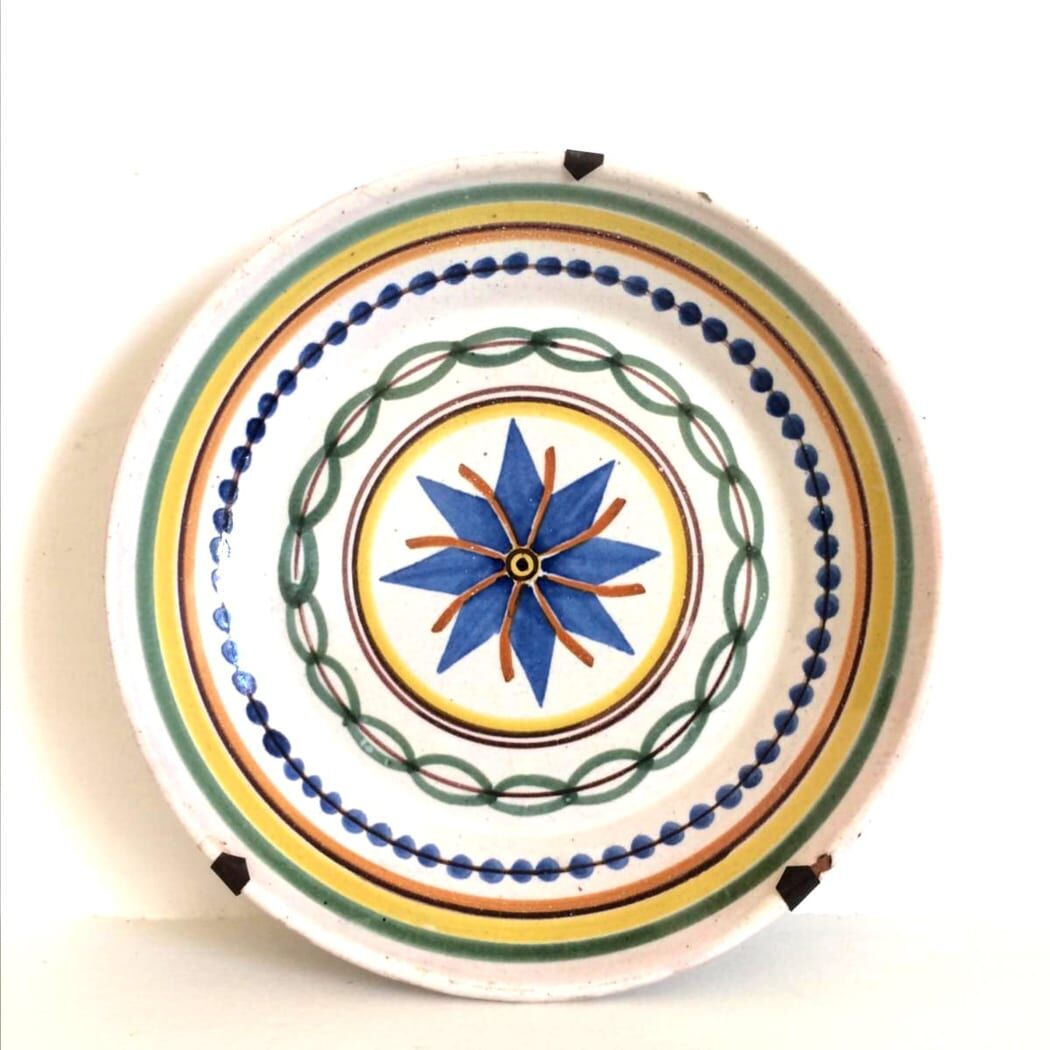 Nevers or Auxerrois, earthenware plate around 1800