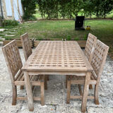 Outdoor table and chairs