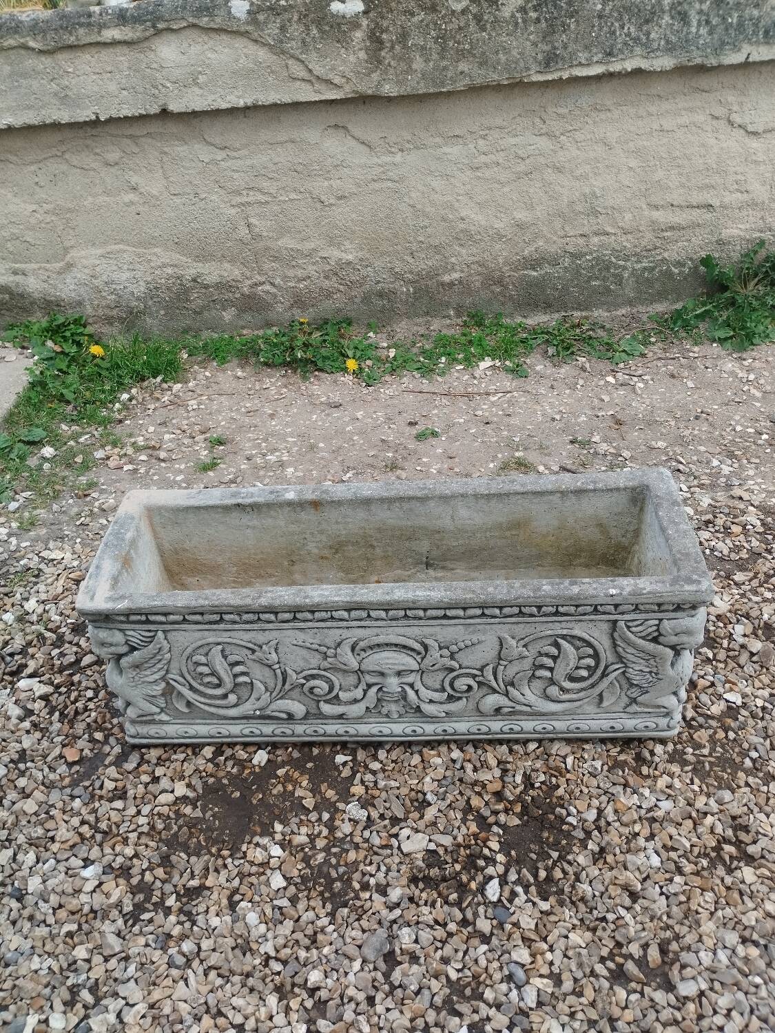 Pair of ancient stone Médicis planters