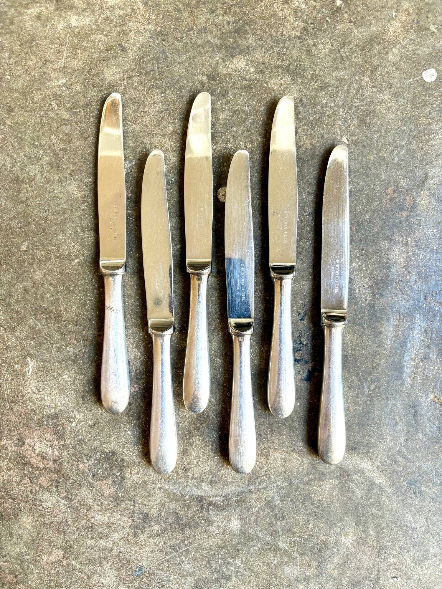 6 Christofle Hôtel dessert knives in silver metal