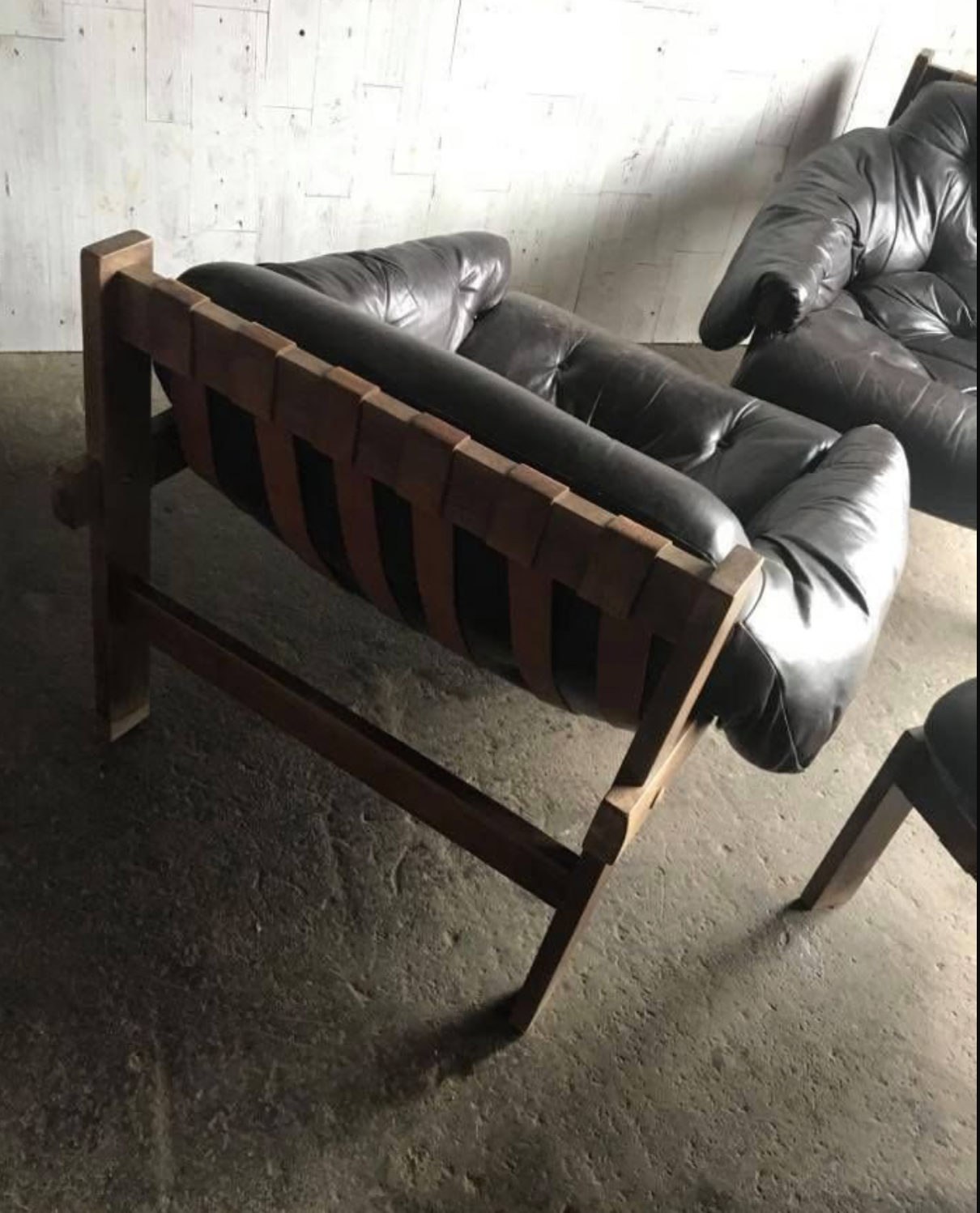 Mid-Century Brown Tufted Leather Armchairs & Ottoman in the Style of Percival Lafer, 1960s, Set of 3