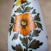 Vase en céramique à motifs floraux, années 1950