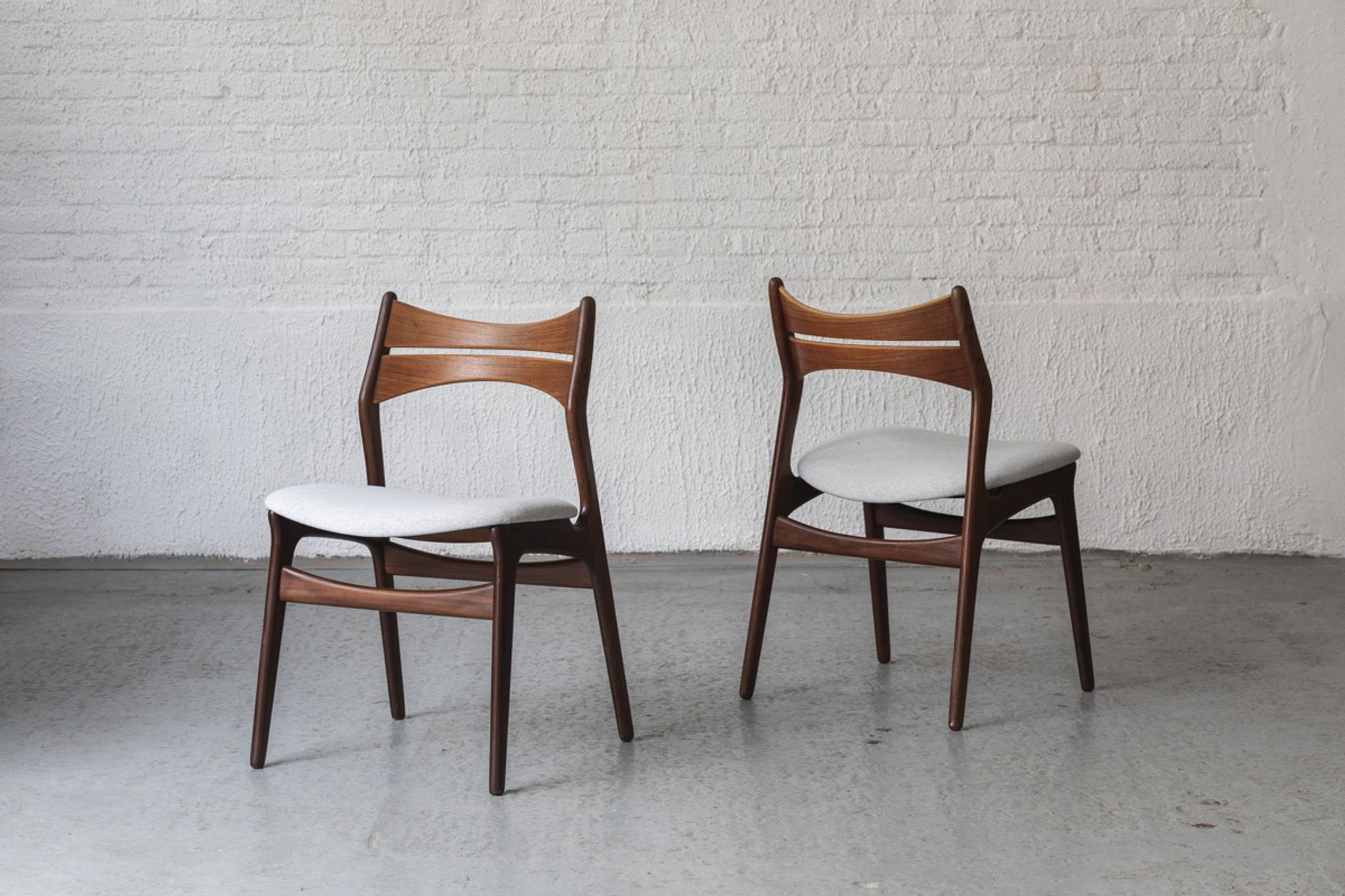 Set of 4 dining chairs ‘model 310’ by Erik Buch for Chr. Christensens Møbelfabrik, Danish design, 60