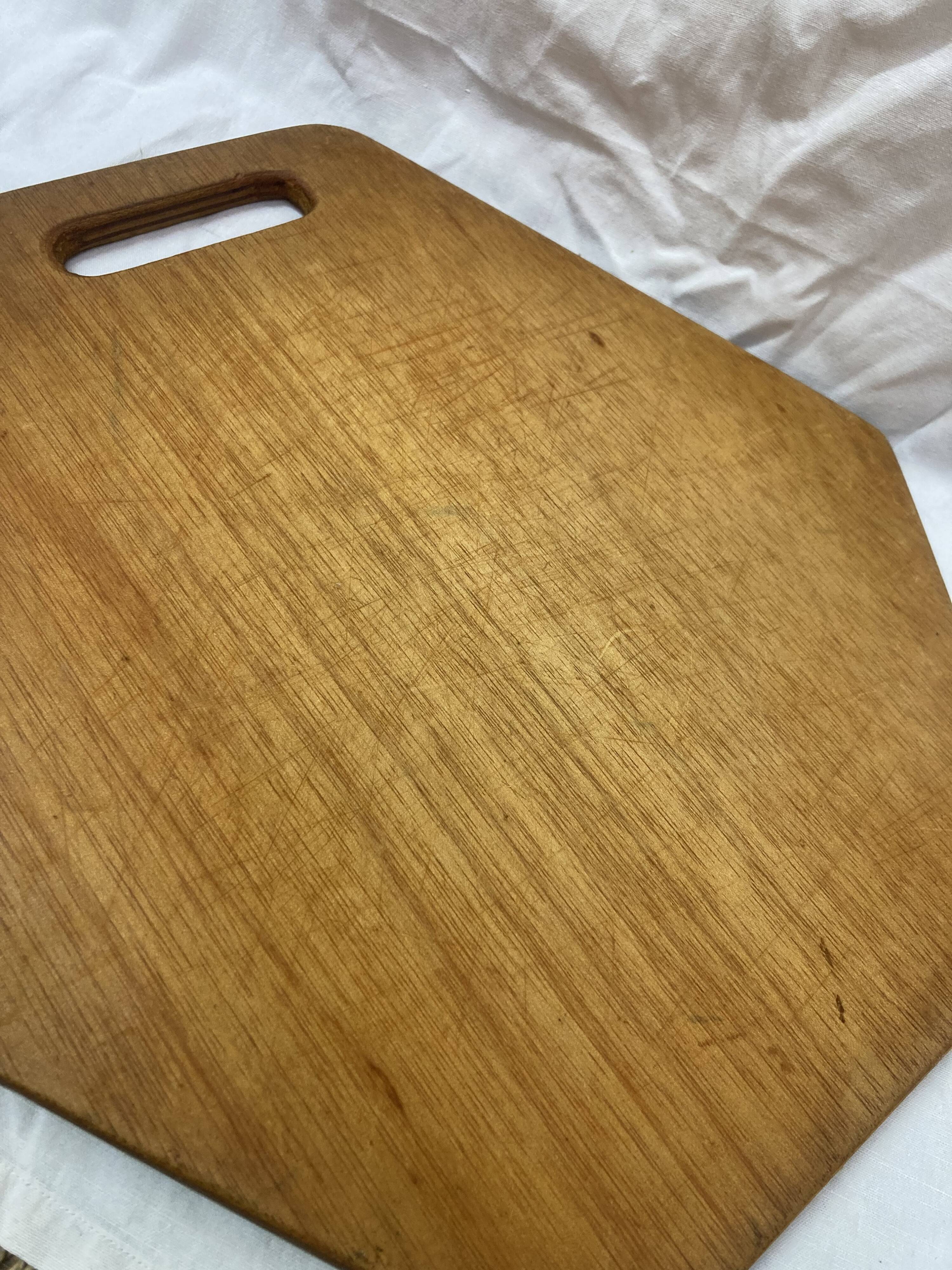 Vintage cutting board, 1970