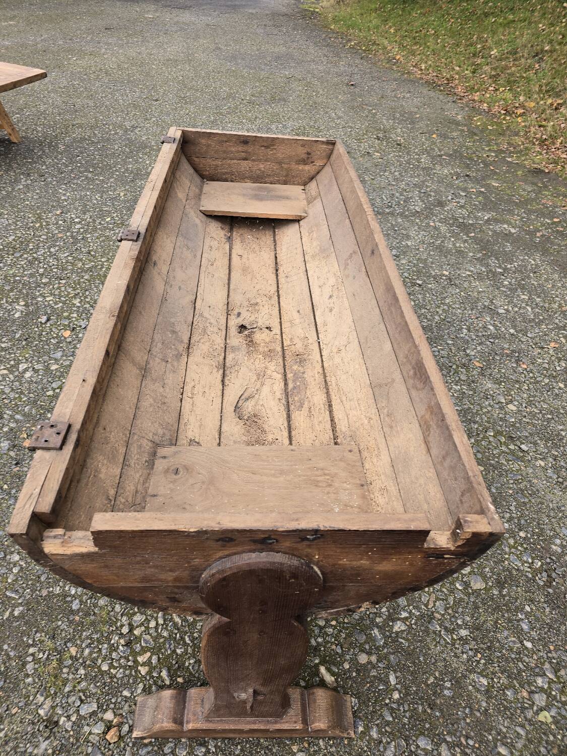 Farm table, kneading table