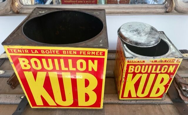 Duo of boxes Bouillon Kub metal 1950