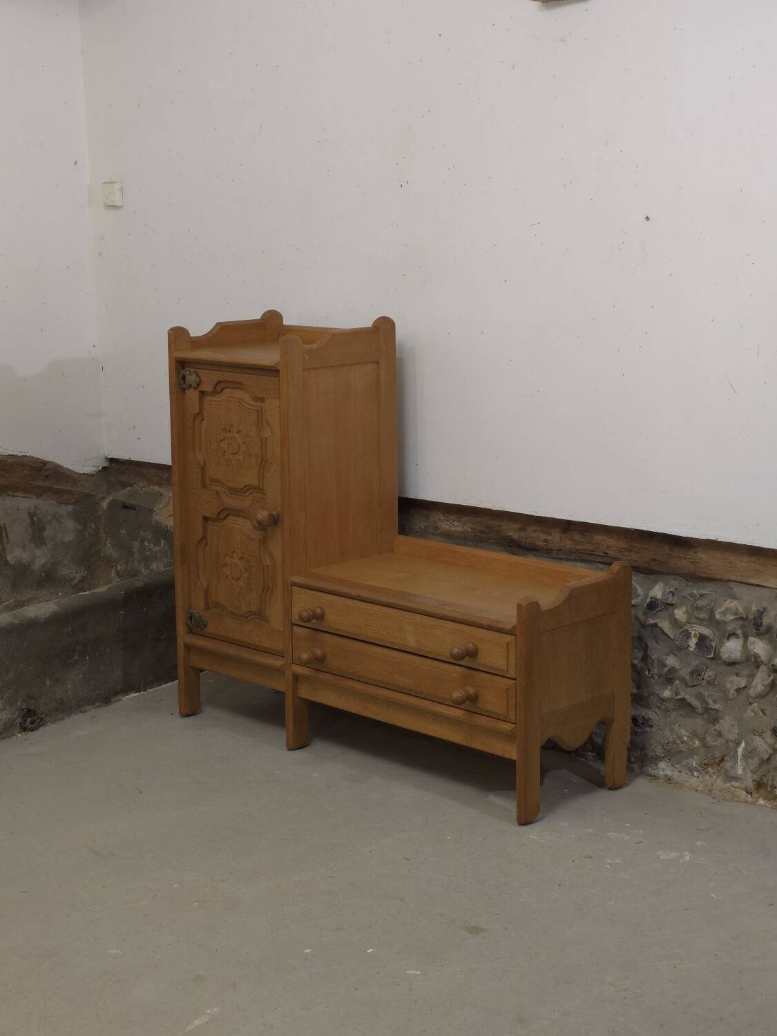 1960 Guillerme et Chambron oak sideboard