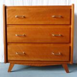 Dresser compass feet