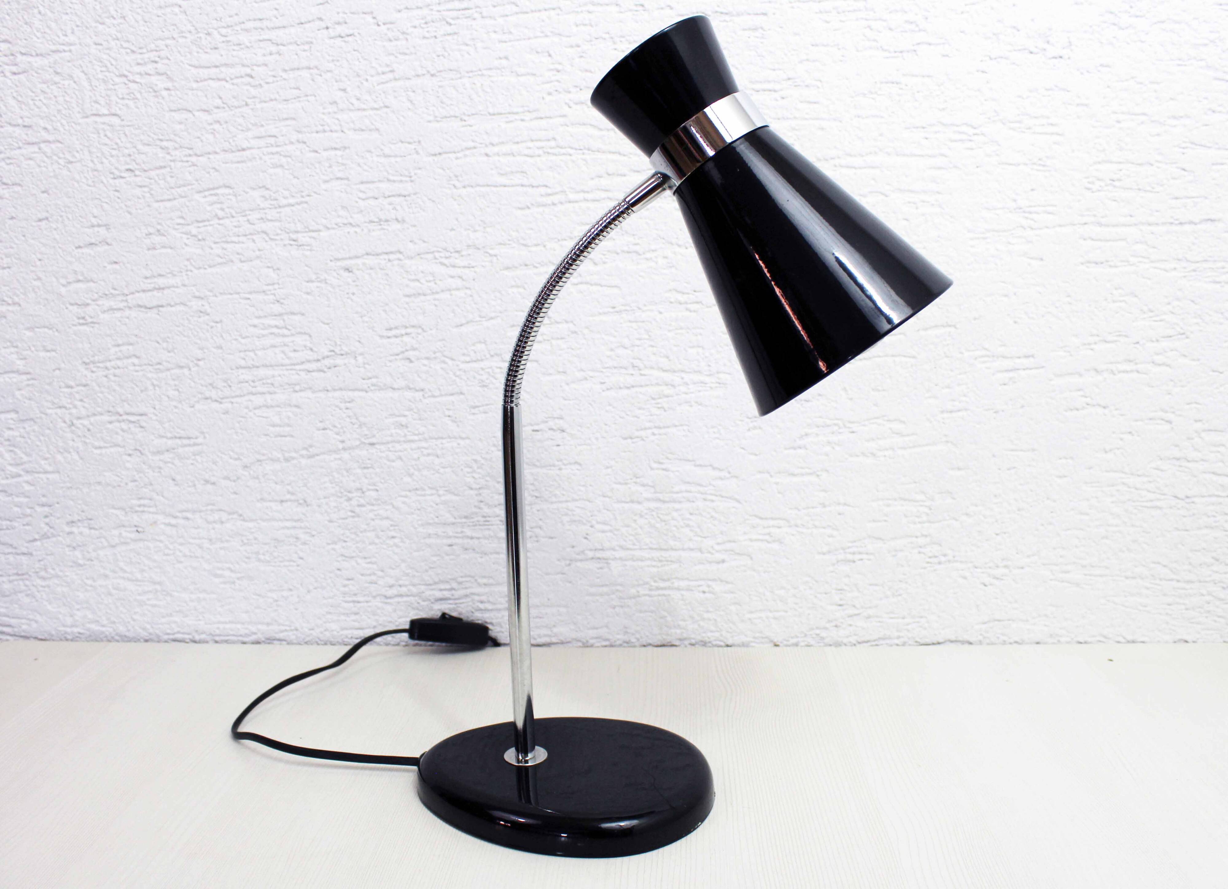 Diabolo desk lamp in black metal