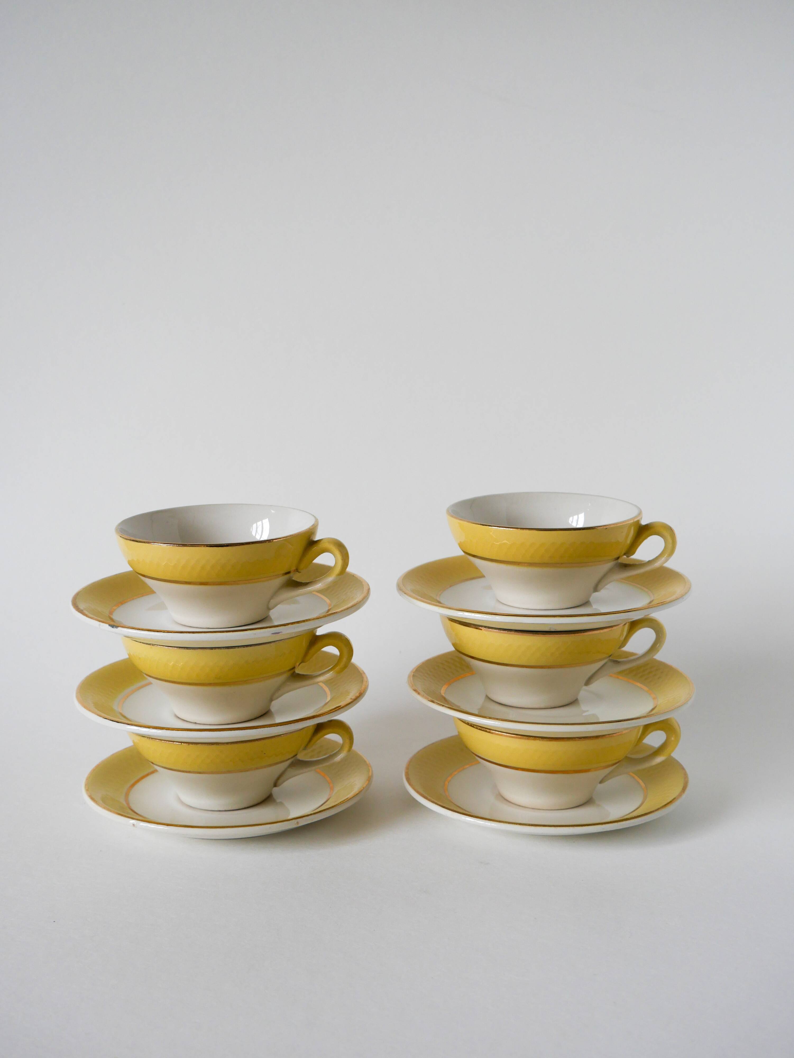 Badonviller Yellow Poussin honeycomb coffee service, composed of 6 cups, 1950