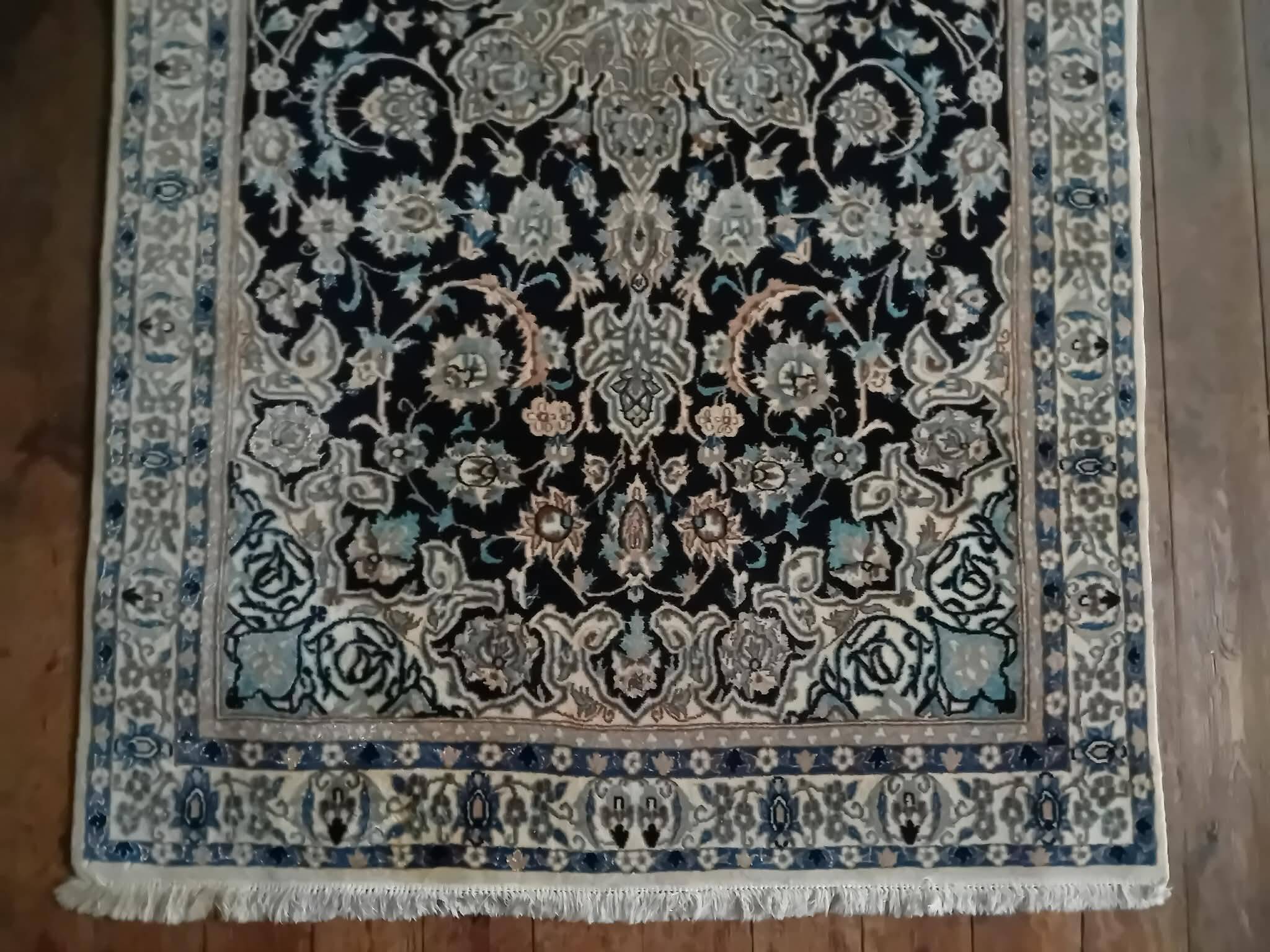 Handmade Persian Dwarf Rug 200x115cm
