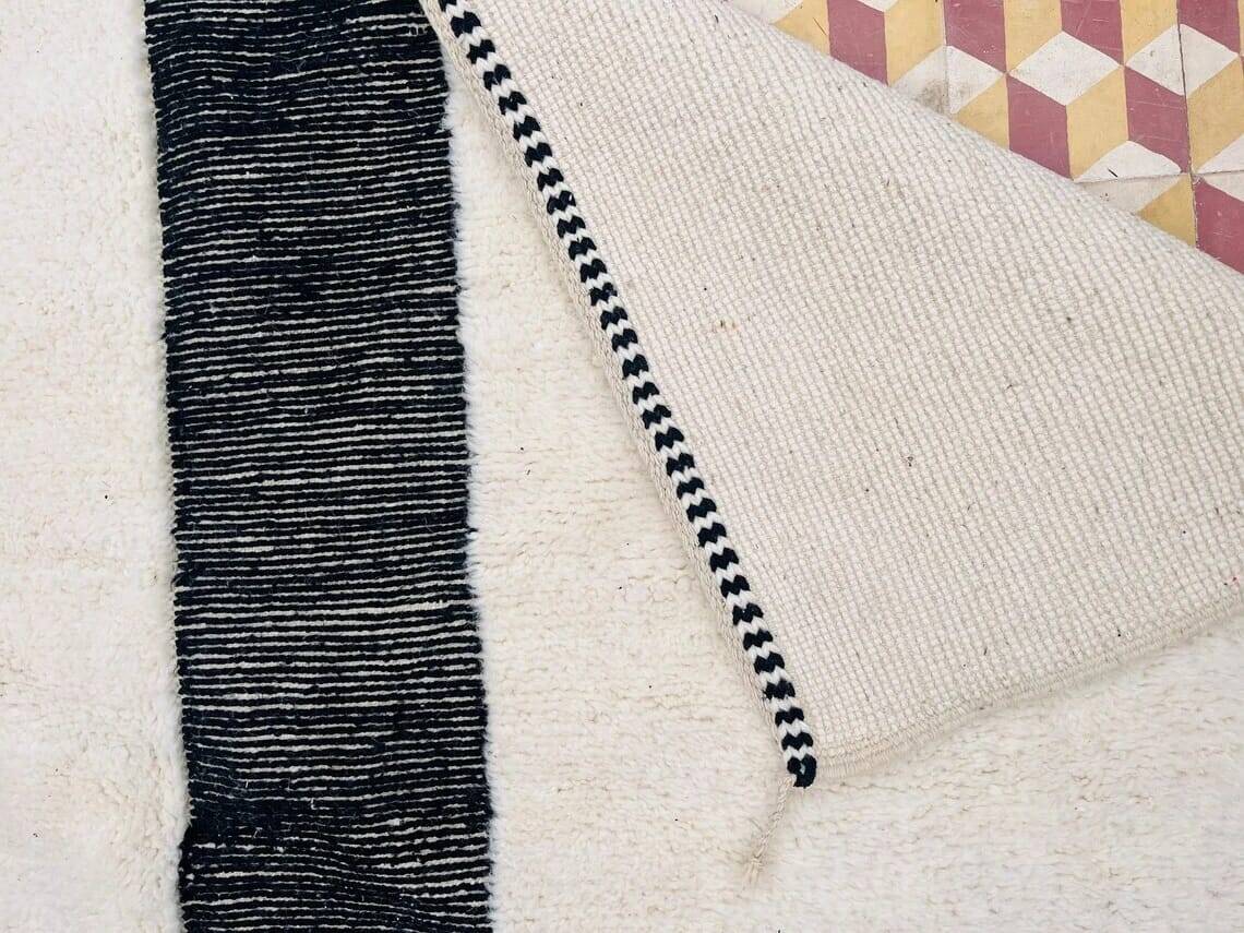 Berber rug in natural wool