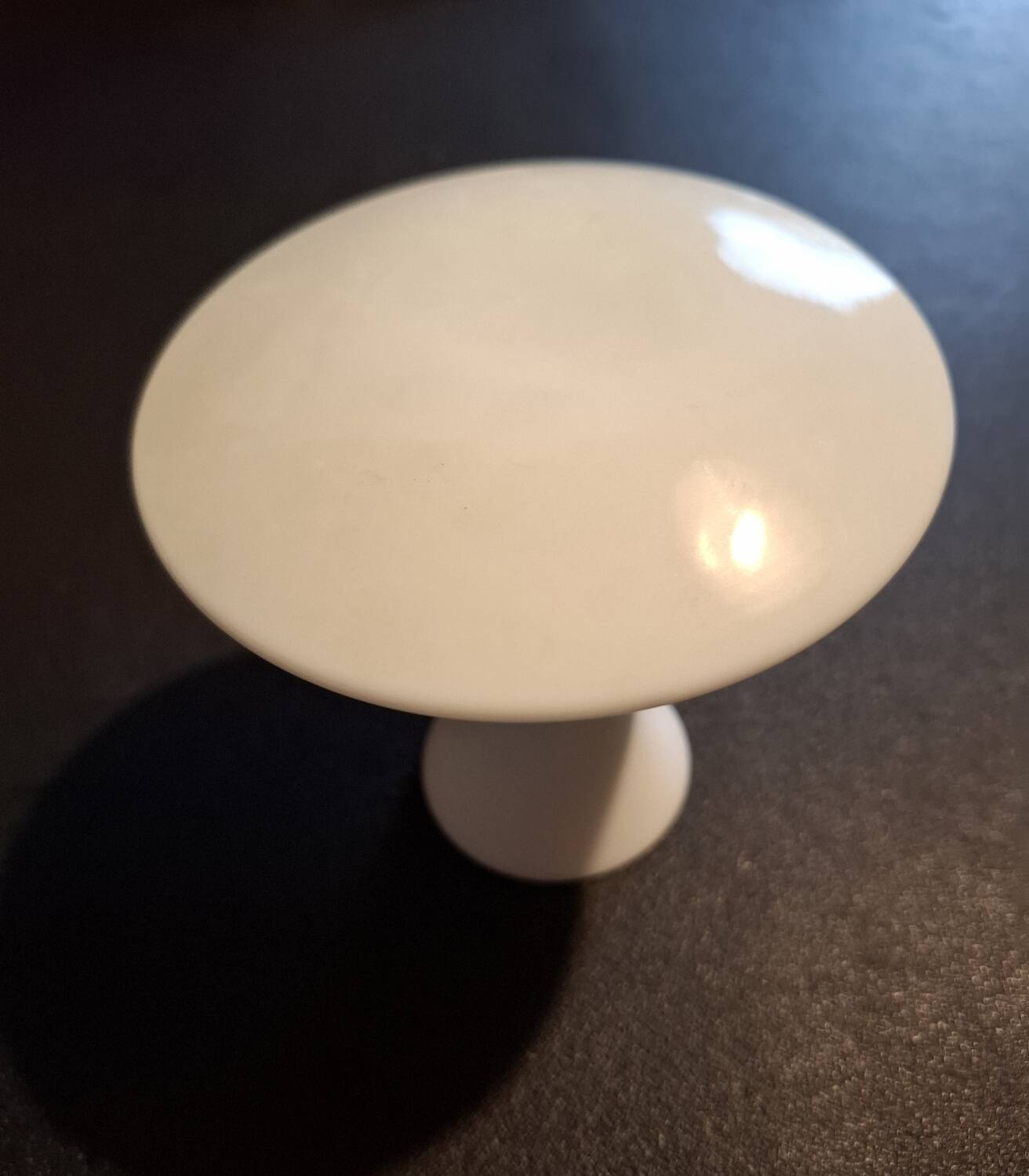 Artisanal opaline vase