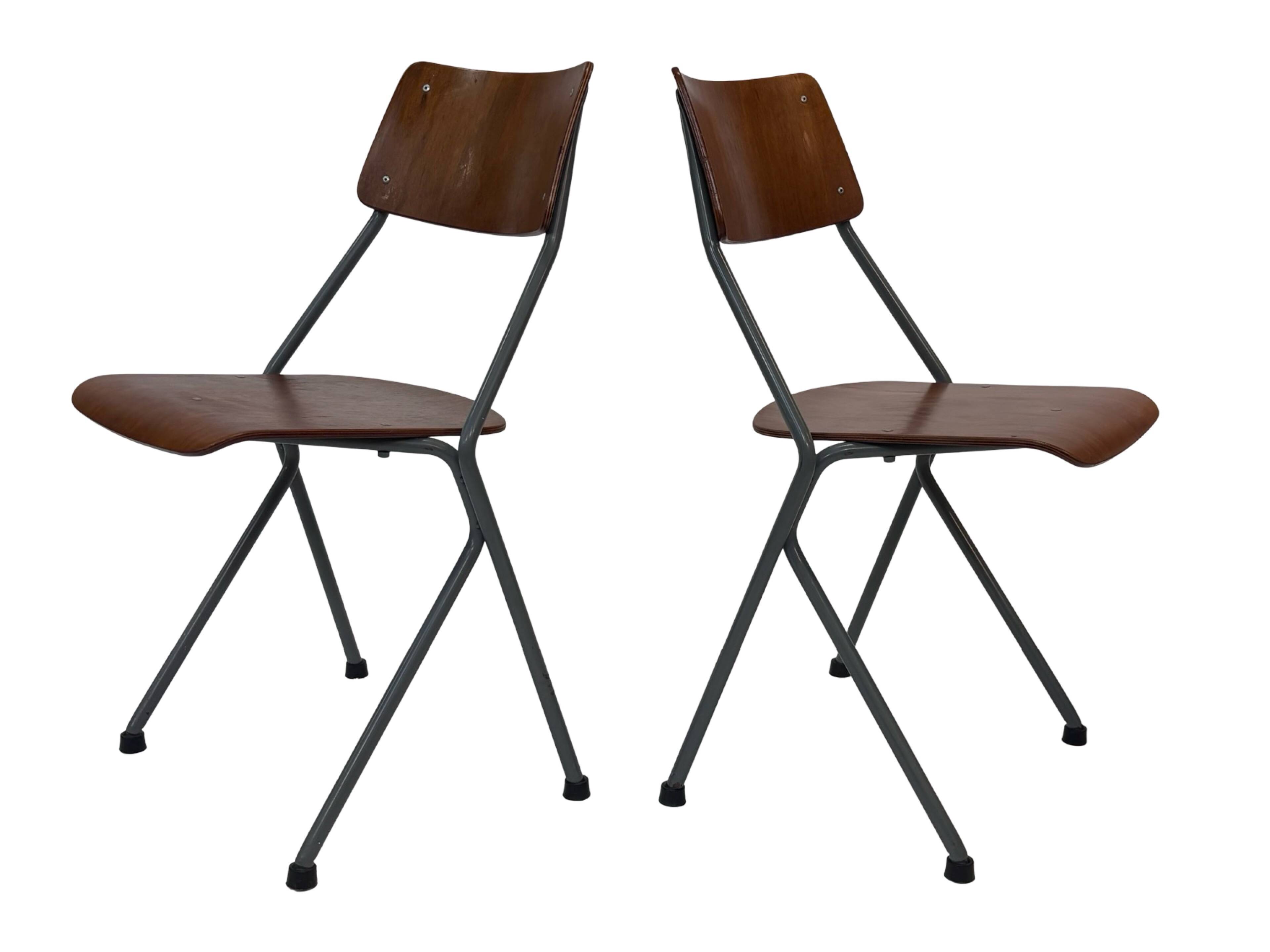Vintage chair by Ahrend Cirkel 1960s minimalist Dutch design