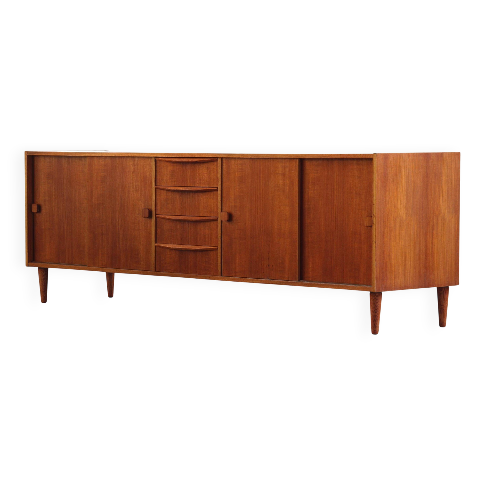 Vintage Mid-Century Danish Lowboard / Sideboard in Teak, 1960s