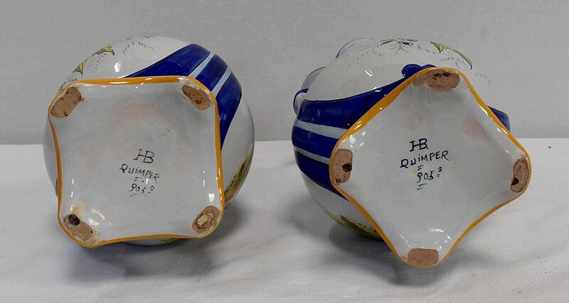 Pair of vases in quimper earthenware - late nineteenth