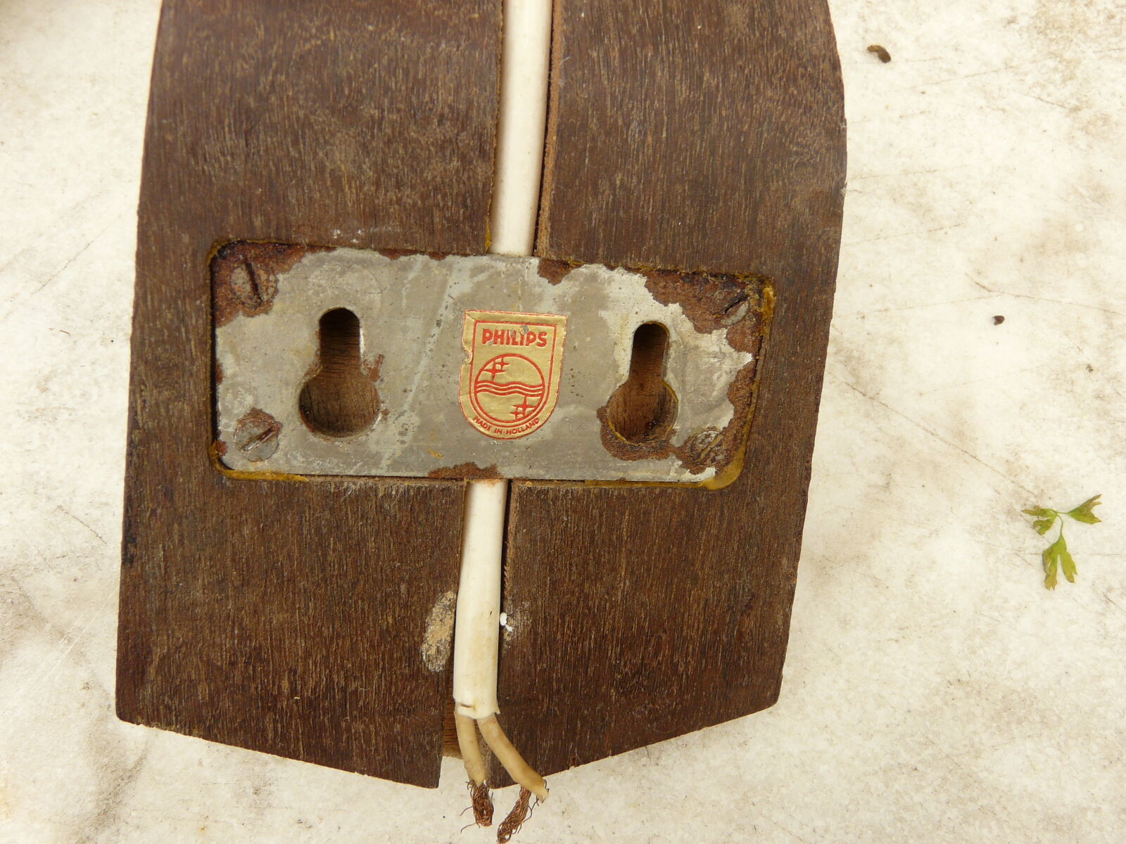 Wall light vintage philips wood and opaline