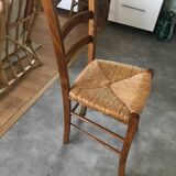 Country house style chair in solid beech