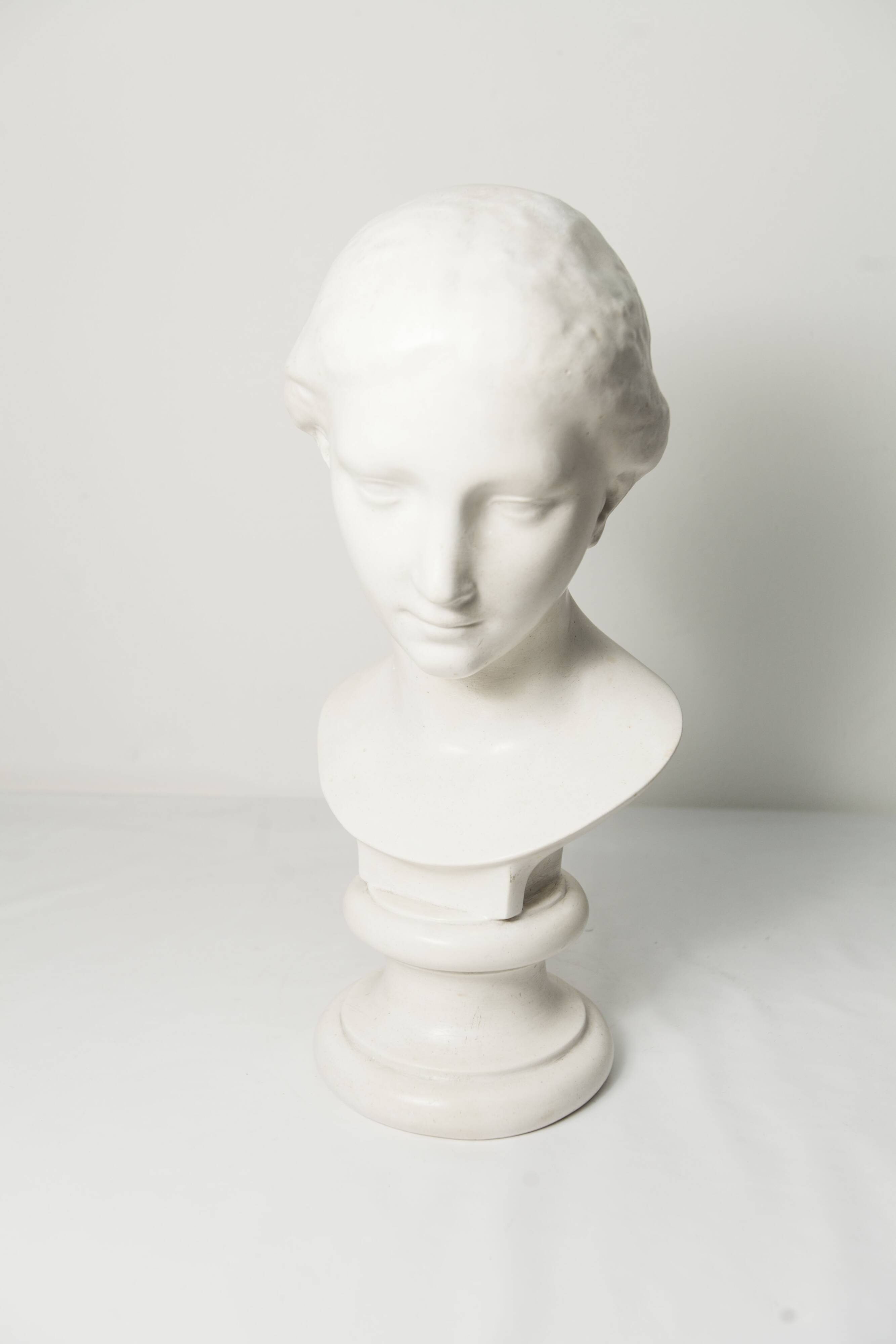 Buste femme en marbre 43cm musée Louvre 1445