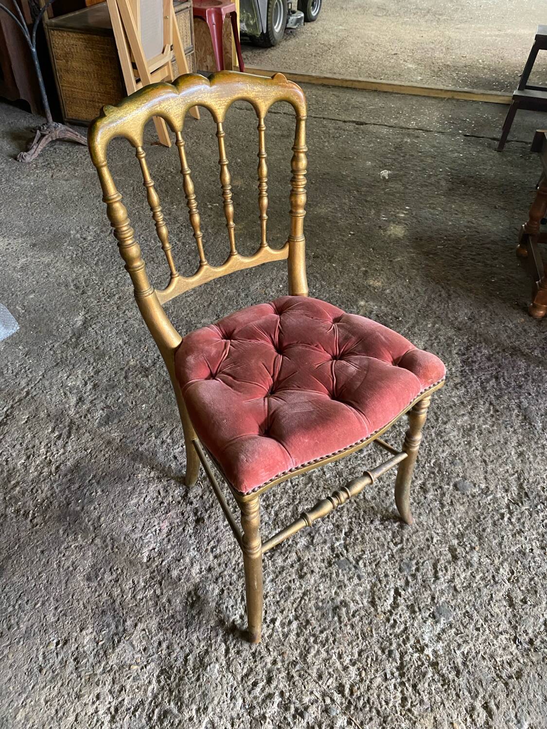 Napoleon III chair charivari