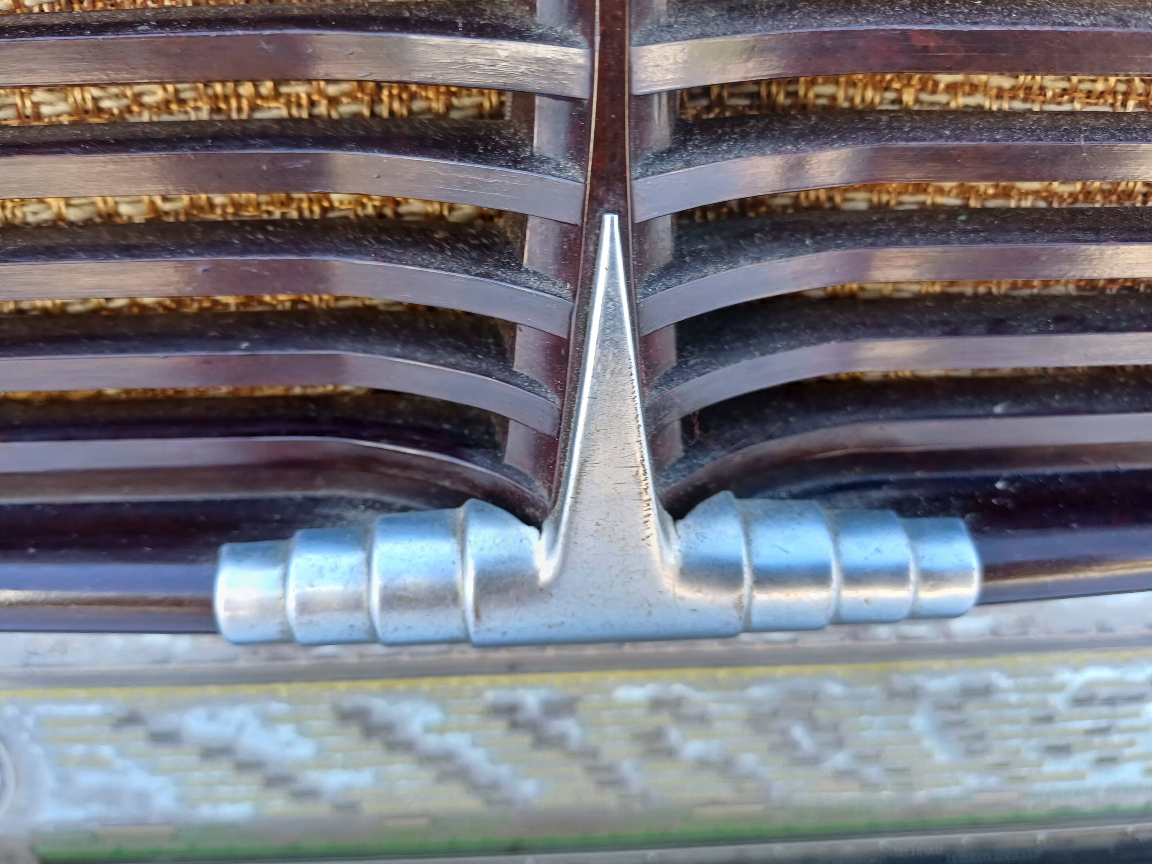 Radio Bakelite Sonora Excellence 302