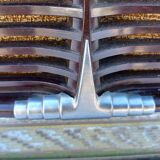 Radio Bakelite Sonora Excellence 302