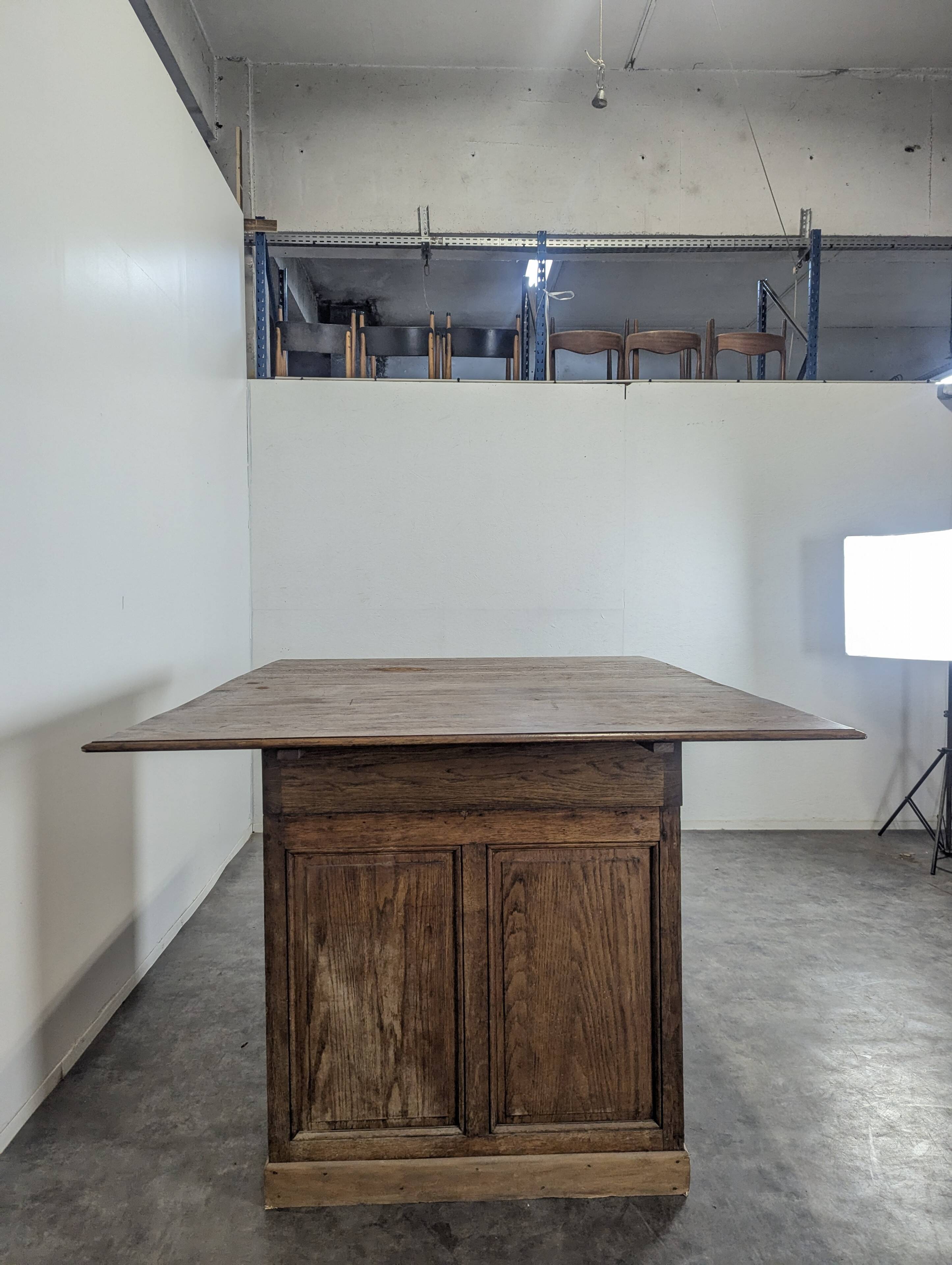 Meuble de métier en chêne