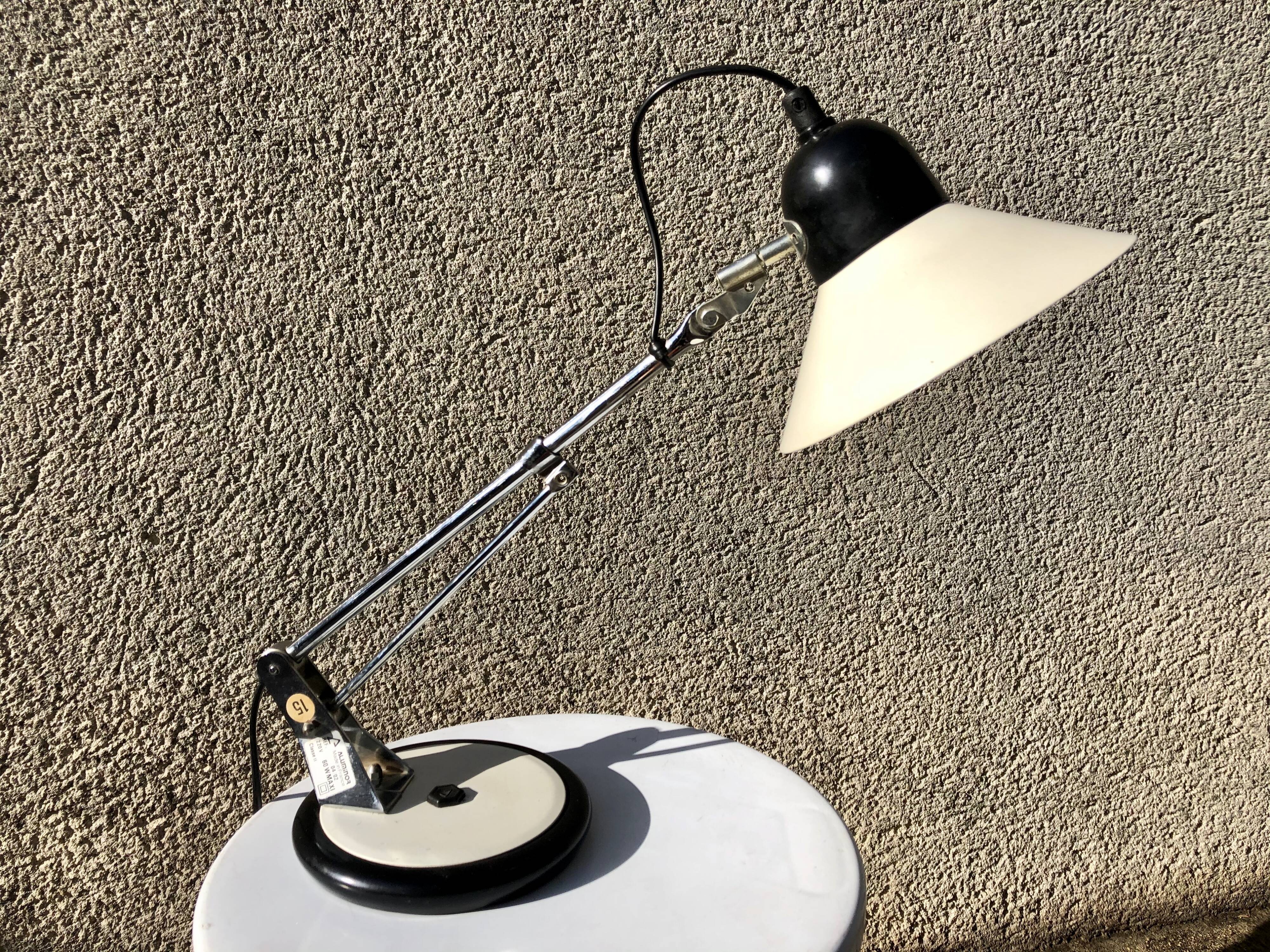 Aluminor 70s articulated desk lamp