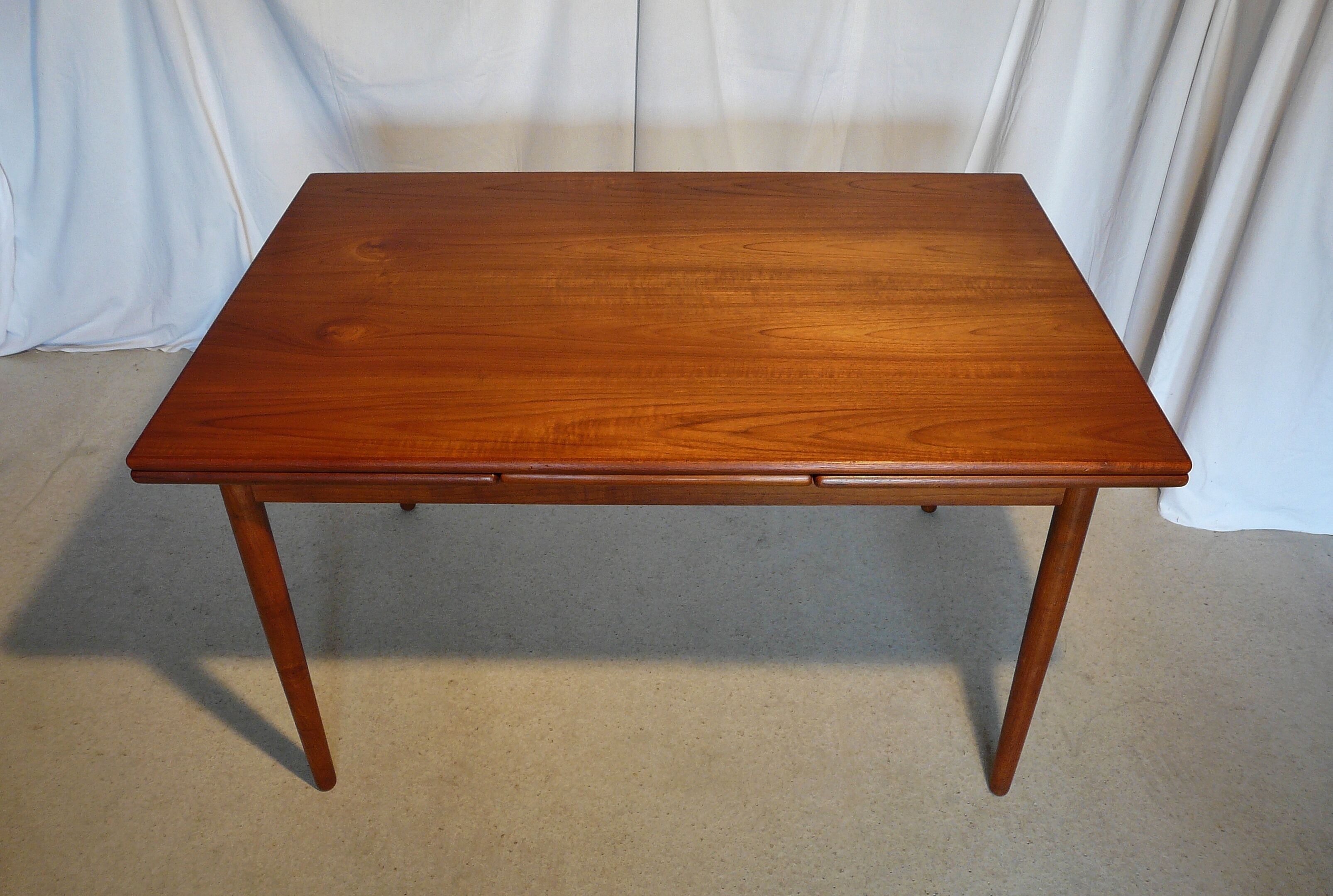 Verner Pedersen Danish teak expandable table