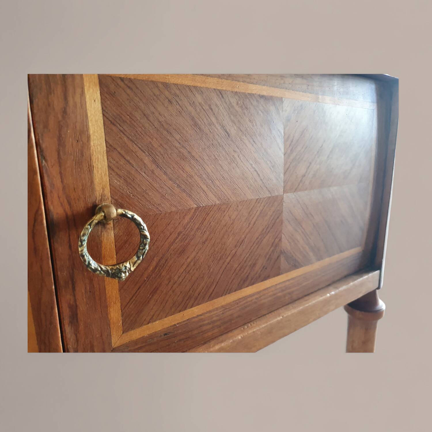 Table d’appoint Louis XVI marqueterie - Marbre et décors bronze doré