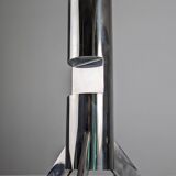 Steel sculpture table lamp