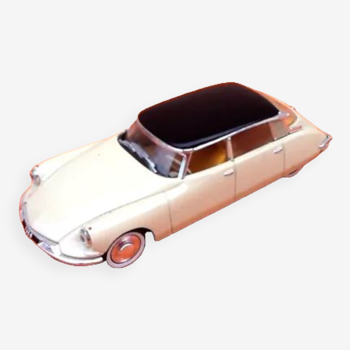 Voiture miniature  Citroën  DS 19   (1956)  Echelle : 1/43ème  Universal Hobbies