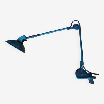 Industrial workshop lamp with ball joint