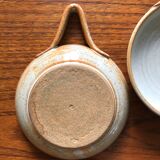 Pair of sandstone raviers