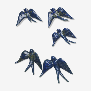Batch of swallows in ceramic