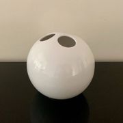 Spherical Vase • Bowling • Vitreous Porcelain • Enzo Bioli • Il Picchio • 1970